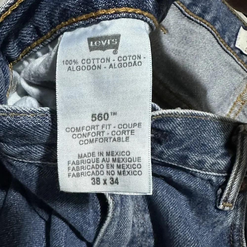 Y2k Levis Distressed Comfort Fit 560 Medium Wash Blue Jeans Mens 38x34 Classic‎
